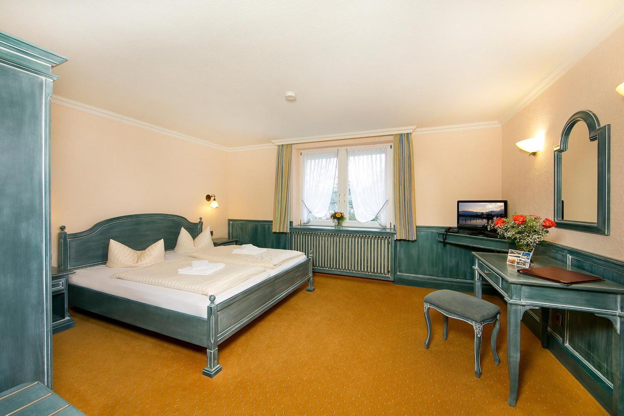 Hotel Duenenschloss Mit Private Spa Зиновиц Екстериор снимка