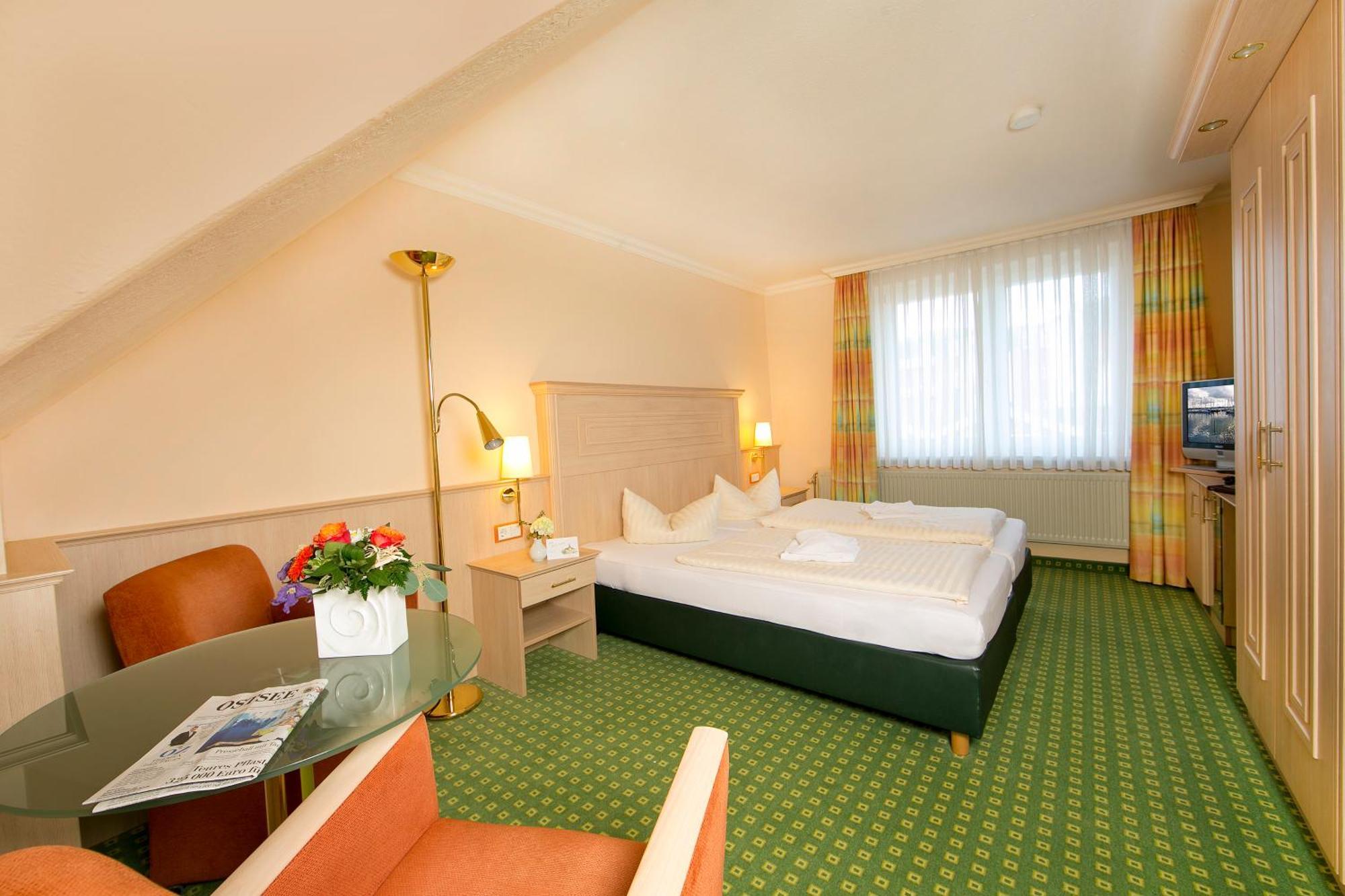 Hotel Duenenschloss Mit Private Spa Зиновиц Стая снимка