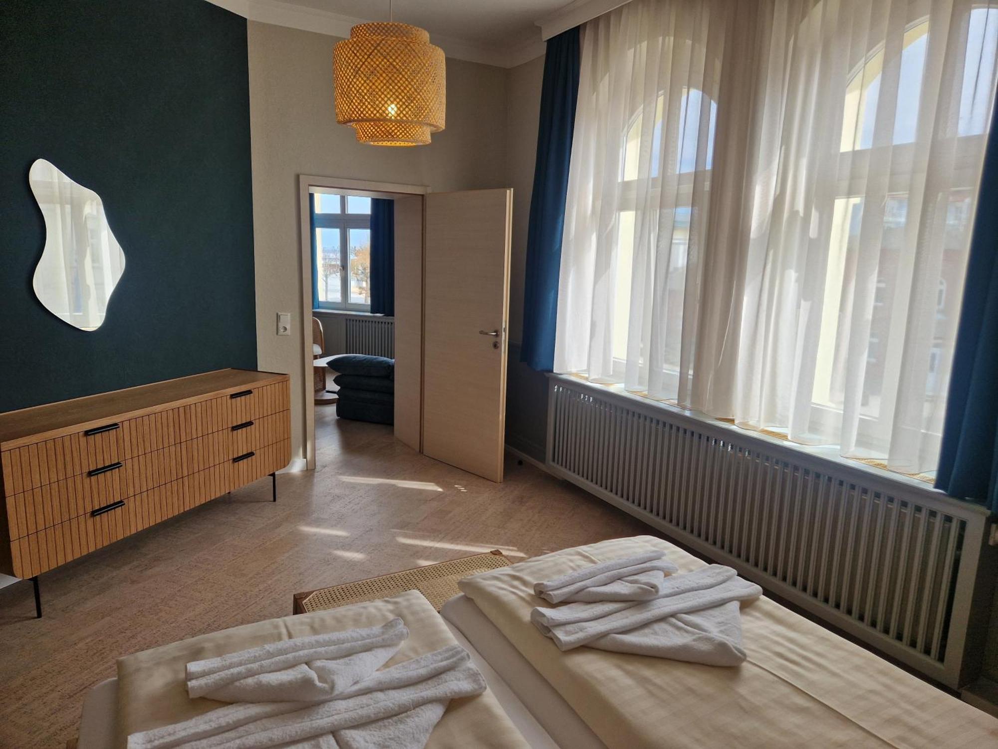 Hotel Duenenschloss Mit Private Spa Зиновиц Екстериор снимка
