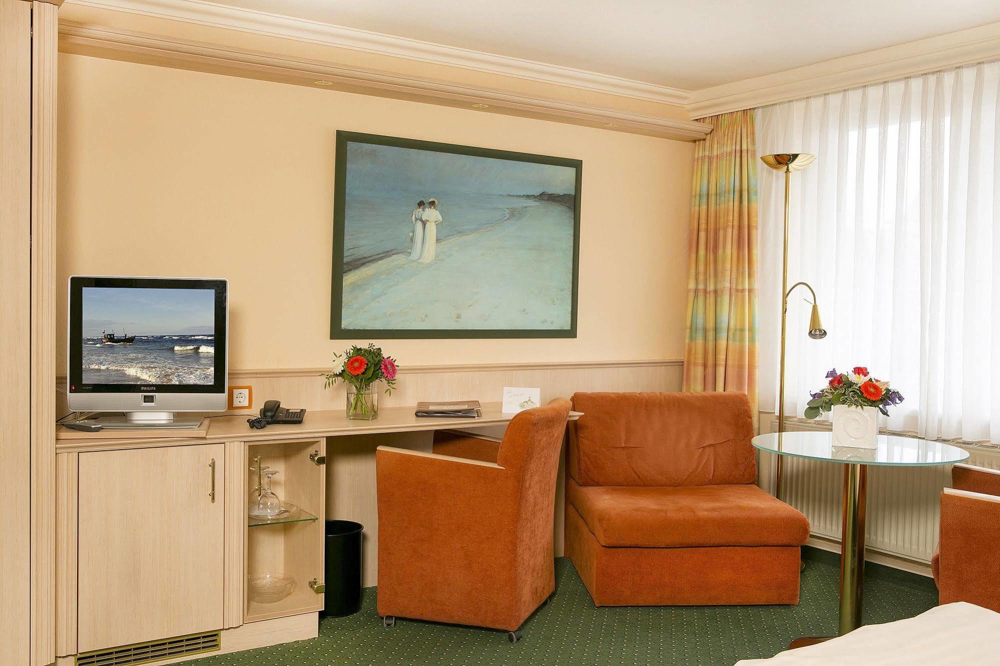 Hotel Duenenschloss Mit Private Spa Зиновиц Екстериор снимка